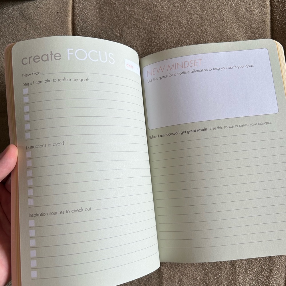 Notebook/journal - Picture 4 of 5
